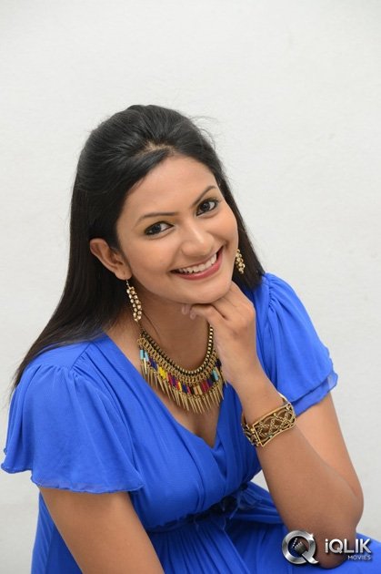 Swetaa-Varma-at-Gang-Of-Gabbar-Singh-Movie-Audio-Launch